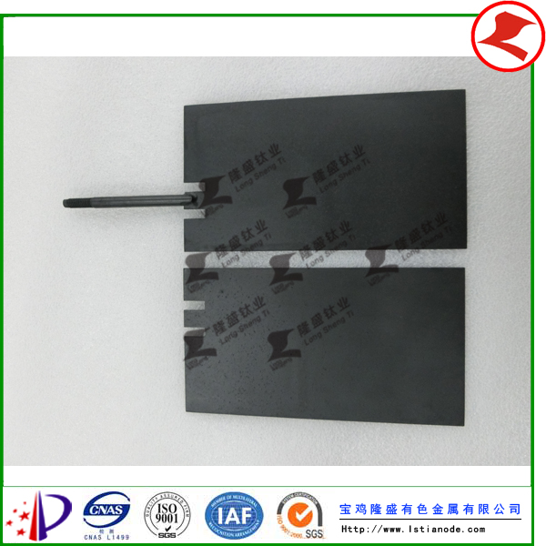 游泳池水消毒用鈦陽極順利發(fā)貨于廣東客戶